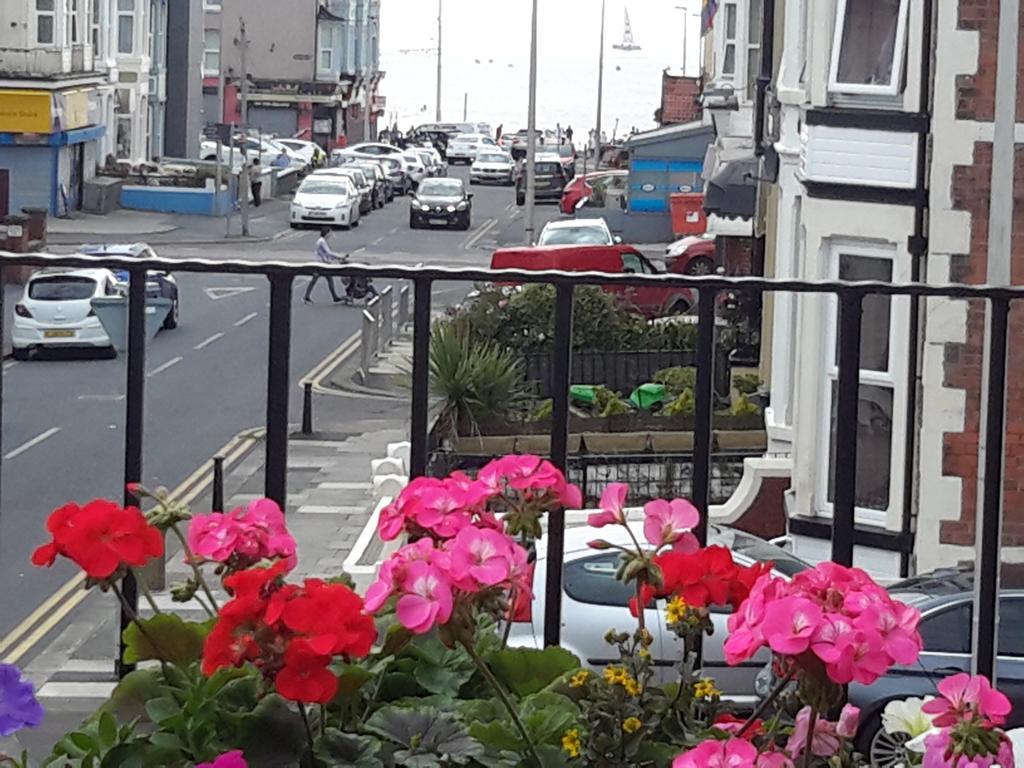 Hotel The Lonsdale à Blackpool Extérieur photo